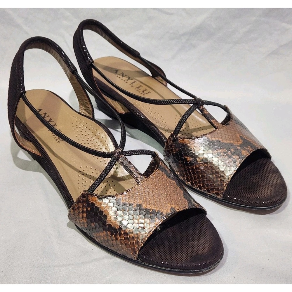 ANYI LU 9.5 LINDA Brown Snakeskin Iridescent Slingback Wedge Leather Sandal